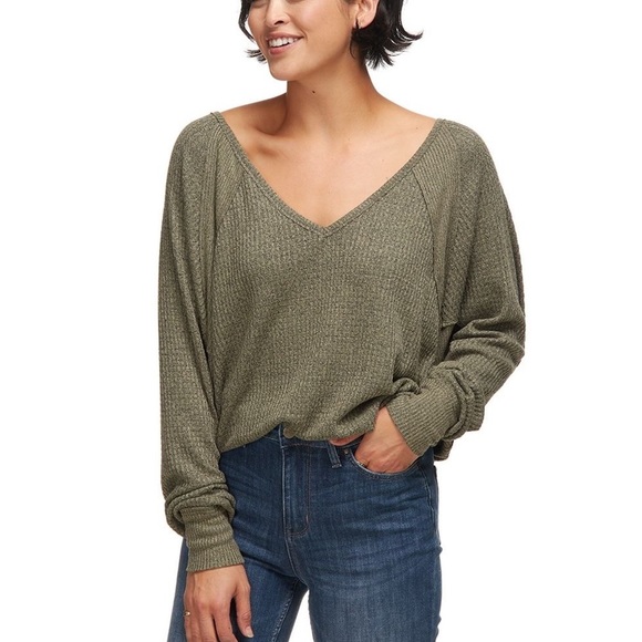 Free People Santa Clara Olive Green Slouchy Dolman Sleeve Thermal Top - Picture 2 of 11